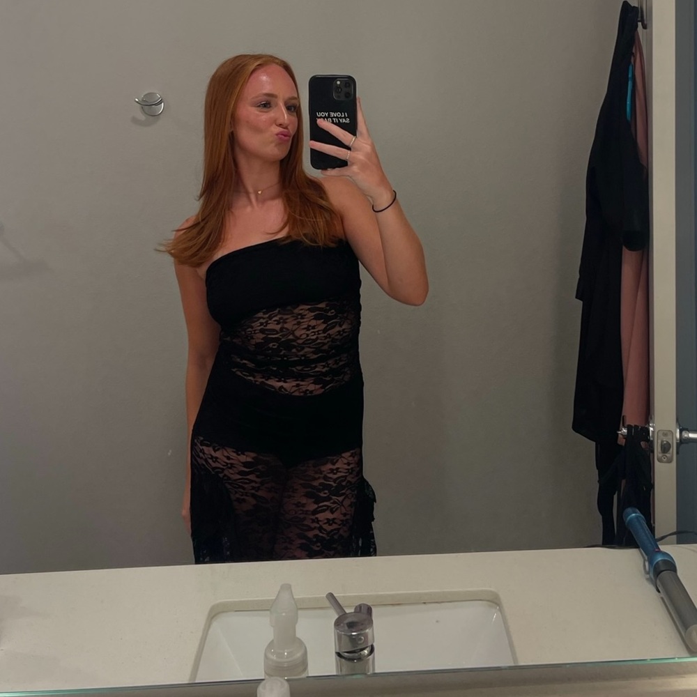 Black lace dress